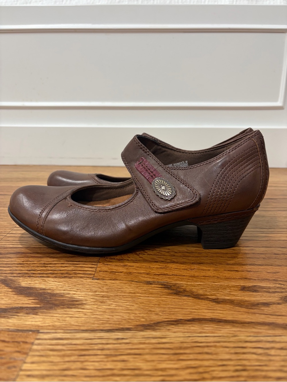 NWOB Rockport Cobb Hill Mary Janes Brown Leather (9) - Picture 2 of 7